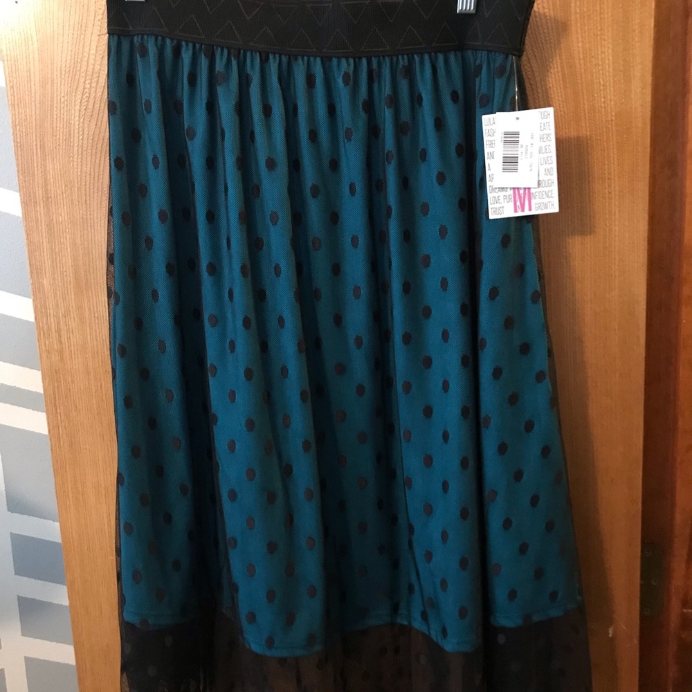 NWT Lularoe Lola skirt